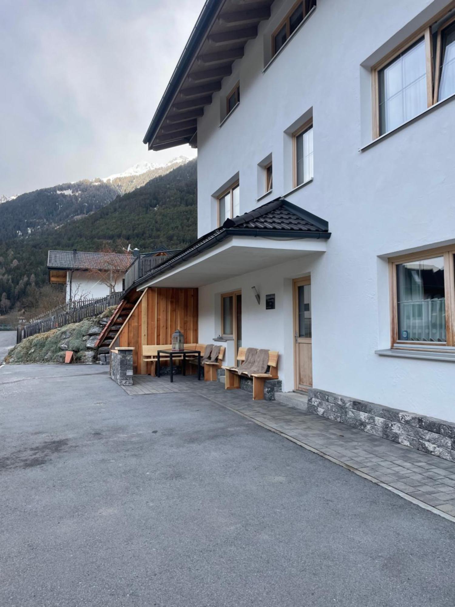 s`Haus am Inn Pfunds Exterior foto