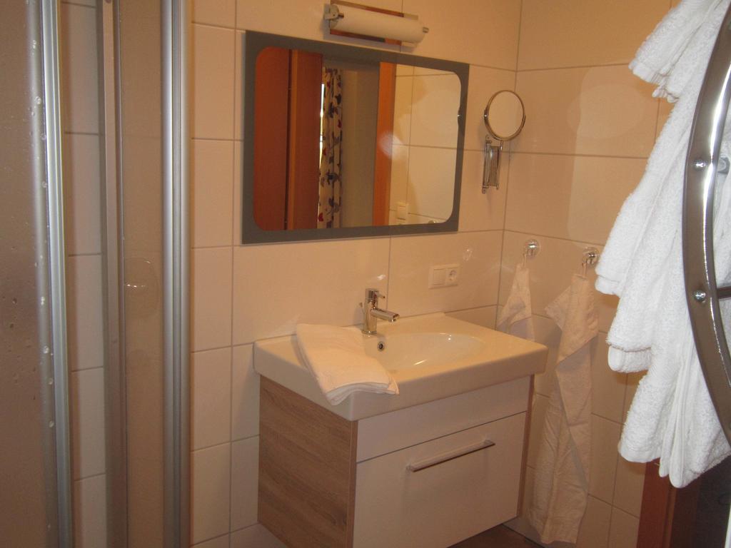 s`Haus am Inn Pfunds Zimmer foto